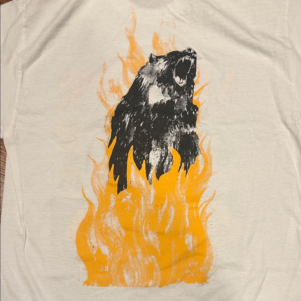“Midsommar” A24 White Unisex Graphic T-Shirt - NWOT, Medium - Picture 5 of 9